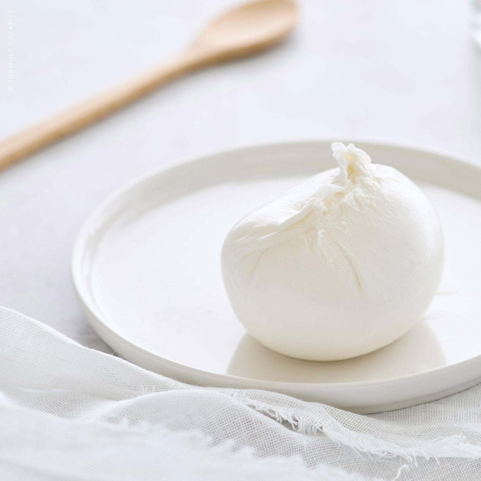 Mozzarella fior di latte di andria pugliese produzione | Sanguedolce